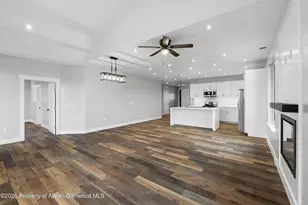 837 Ute Cir, New Castle, CO 81647 - Photo 10