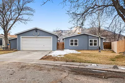 106 Cedar Circle, Parachute, CO 81635 - Photo 2