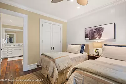 215 W Bleeker Street, Aspen, CO 81611 - Photo 30