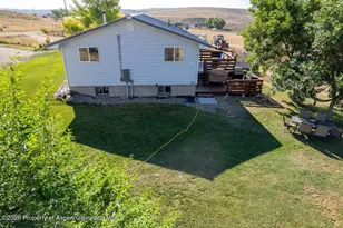 250 W 20th St, Craig, CO 81625 - Photo 34