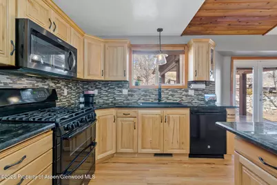 997 E 10th Street, Craig, CO 81625 - Photo 18