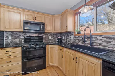 997 E 10th Street, Craig, CO 81625 - Photo 16