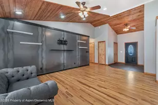 997 E 10th St, Craig, CO 81625 - Photo 6