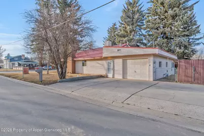 805 Rose Street, Craig, CO 81625 - Photo 2