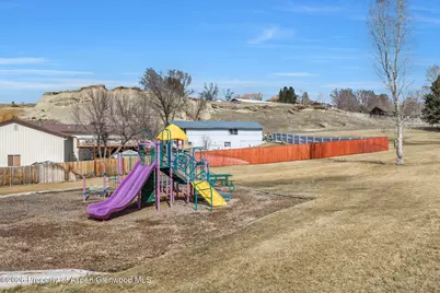 858 E 10th Street, Craig, CO 81625 - Photo 10