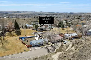 858 E 10th St, Craig, CO 81625 - Photo 8