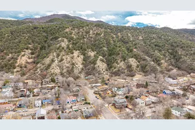 910 Lincoln Avenue, Glenwood Springs, CO 81601 - Photo 2