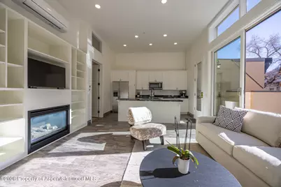 426 E Hyman, Aspen, CO 81611 - Photo 2