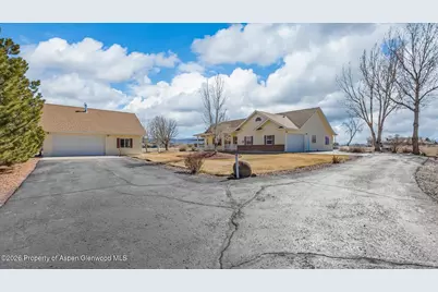 67196 Sunnyside Road, Montrose, CO 81401 - Photo 2