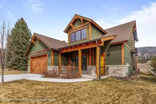 276 Blackhawk Dr, New Castle, CO 81647 - Photo 2