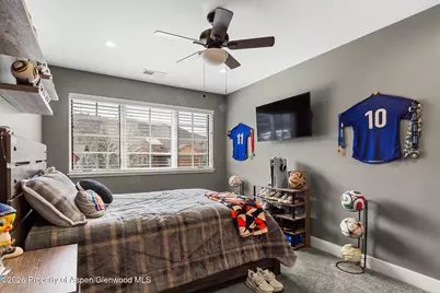 276 Blackhawk Drive, New Castle, CO 81647 - Photo 20