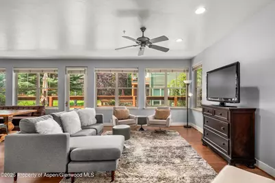 548 Evans Court, Basalt, CO 81621 - Photo 2