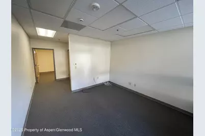 226 Center Drive, Glenwood Springs, CO 81601 - Photo 6