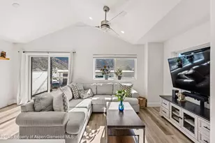 4252 Ripple Ln, Glenwood Springs, CO 81601 - Photo 4