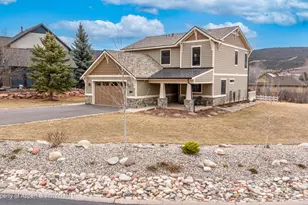 196 Silver Mountain Dr, Glenwood Springs, CO 81601 - Photo 2