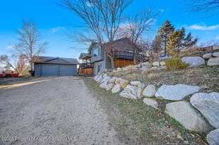 1040 Bryan Way, Craig, CO 81625 - Photo 6