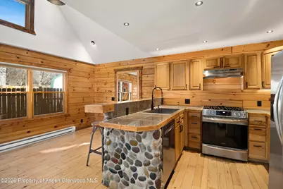 428 Midland Avenue, New Castle, CO 81647 - Photo 4