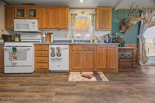 1009 Roberts Rd, Craig, CO 81625 - Photo 10