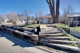 995 Colorado St, Craig, CO 81625 - Photo 2