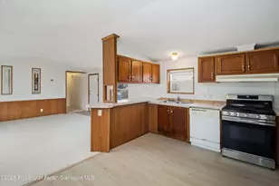 105 Silver Queen Cir, Parachute, CO 81635 - Photo 4