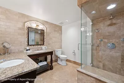 415 E Dean St, Unit 30, Week 10, Aspen, CO 81611 - Photo 16