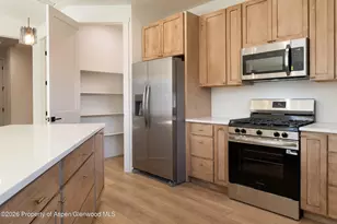 560 S Wildhorse Dr, New Castle, CO 81647 - Photo 12