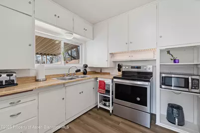 519 Maple Street, Glenwood Springs, CO 81601 - Photo 14