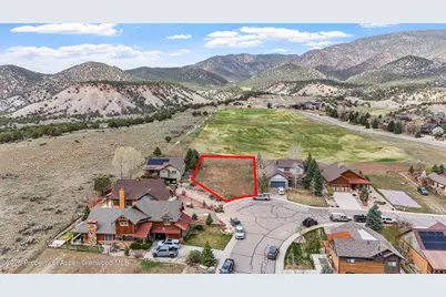 850 Ute Circle, New Castle, CO 81647 - Photo 2