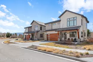 424 Jewels Ln, Carbondale, CO 81623 - Photo 2