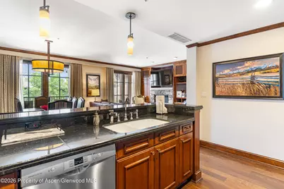0075 Prospector Road #Unit 8204 Summer Interest 11, Aspen, CO 81611 - Photo 4