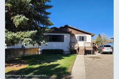 936 Legion Street, Craig, CO 81625 - Photo 2