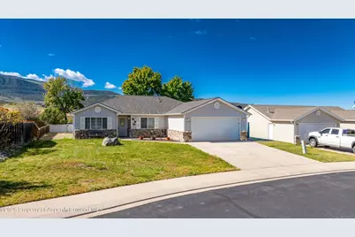256 Cliff View Circle, Parachute, CO 81635 - Photo 1