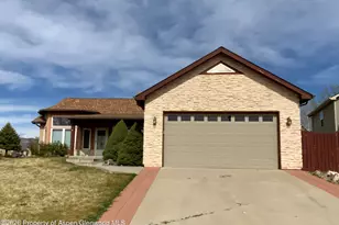 235 Ponderosa Cir, Parachute, CO 81635 - Photo 2