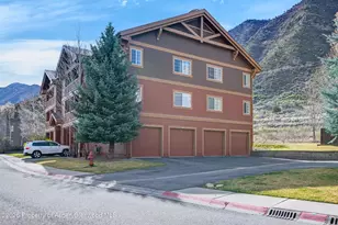 560 River View Dr, New Castle, CO 81647 - Photo 22