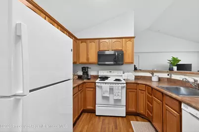 560 River View Drive #706, New Castle, CO 81647 - Photo 10