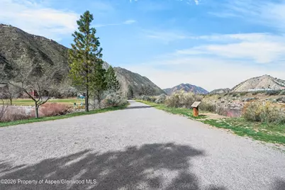 560 River View Drive #706, New Castle, CO 81647 - Photo 28