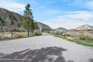 560 River View Dr, New Castle, CO 81647 - Photo 28