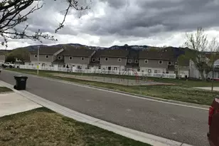 402 Yarrow Cir, Parachute, CO 81635 - Photo 2