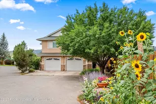 1070 Village Rd, Carbondale, CO 81623 - Photo 2