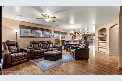 635 Lariat Loop, New Castle, CO 81647 - Photo 4