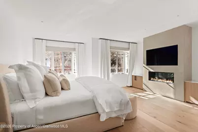 825 E Cooper Avenue, Aspen, CO 81611 - Photo 24