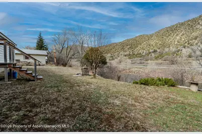 402 Apple Drive, New Castle, CO 81647 - Photo 12