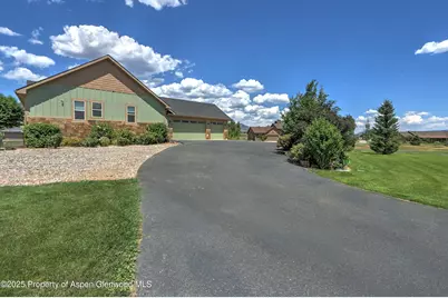 369 N Meadow Drive, Rifle, CO 81650 - Photo 8