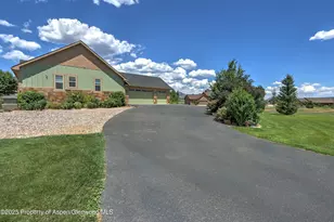 369 N Meadow Dr, Rifle, CO 81650 - Photo 8