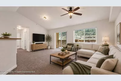 488 River View Drive #407, New Castle, CO 81647 - Photo 4