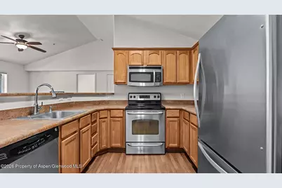 488 River View Drive #407, New Castle, CO 81647 - Photo 10