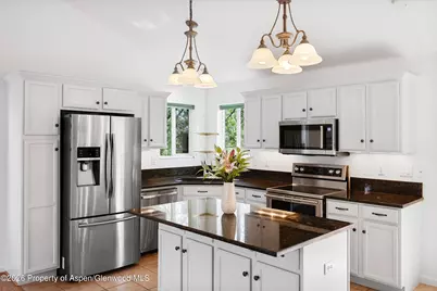 706 Oak Court, New Castle, CO 81647 - Photo 12