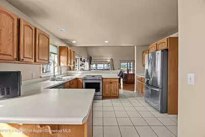 870 Hickory Drive, Rifle, CO 81650 - Photo 4