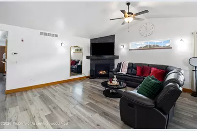 164 N Wildhorse Drive, New Castle, CO 81647 - Photo 6