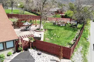 111 Cardinal Ln, Glenwood Springs, CO 81601 - Photo 2
